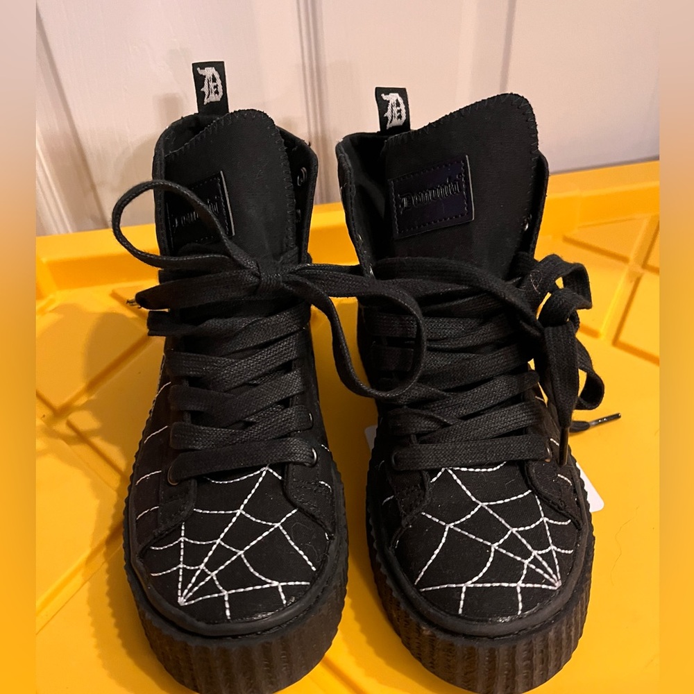 Demonia spiderweb sneakers creepers size 8